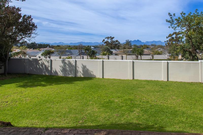 5 Bedroom Property for Sale in Valmary Park Western Cape